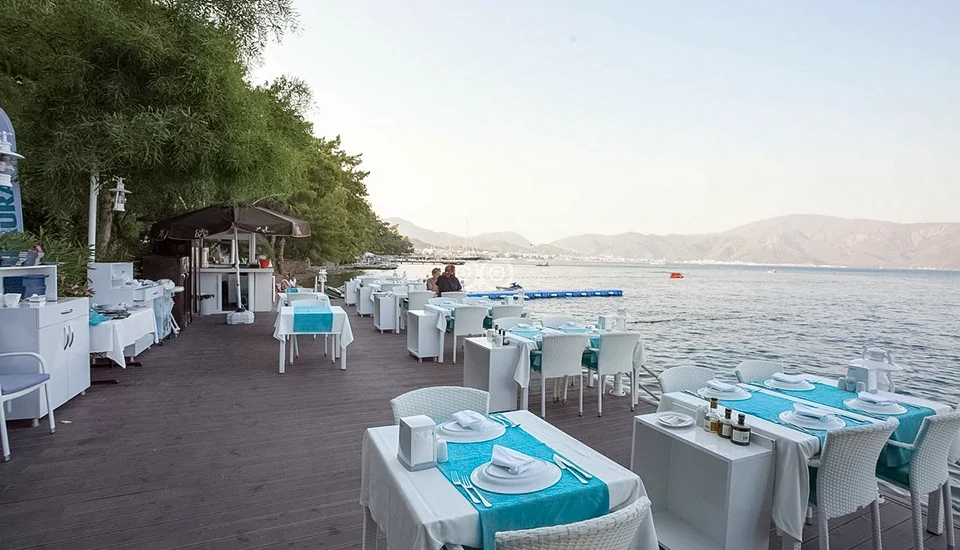 هتل گرند یازیجی کلاب مارماریس پالاس